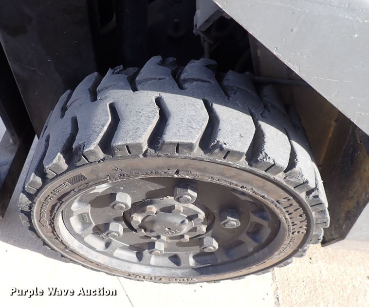 image for item DN2356 TCM FCG25  forklift