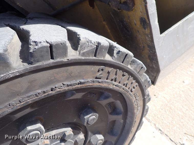 image for item DN2356 TCM FCG25  forklift