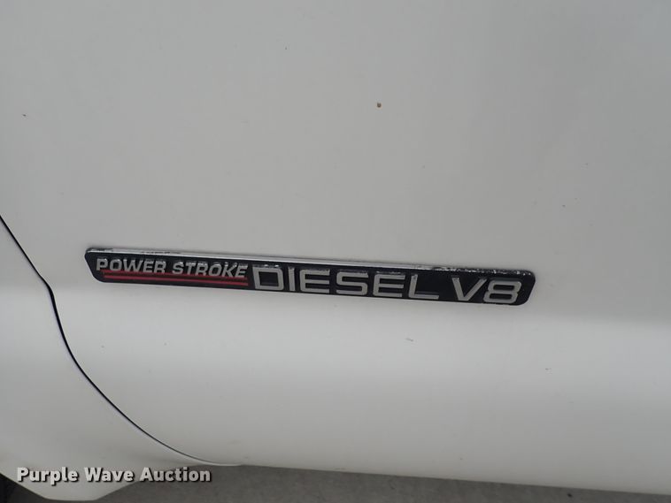 image for item DN2471 2000 Ford F350 Super Duty  ambulance