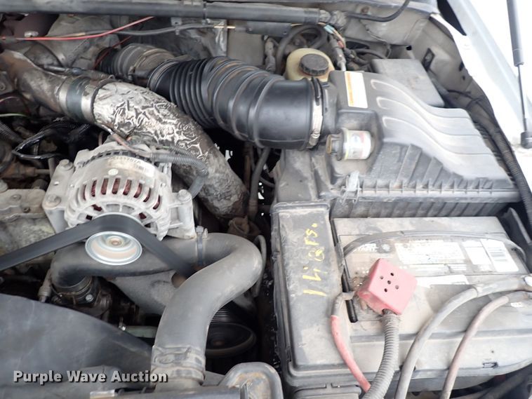 image for item DN2471 2000 Ford F350 Super Duty  ambulance