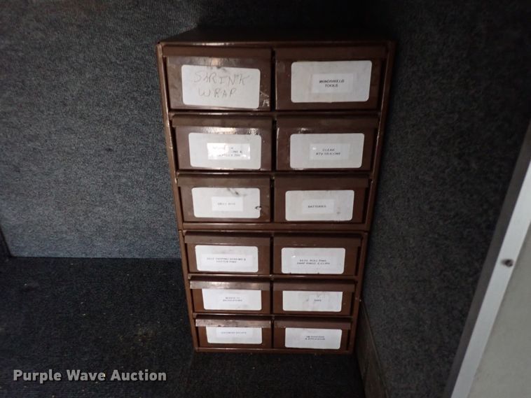 image for item DN2471 2000 Ford F350 Super Duty  ambulance