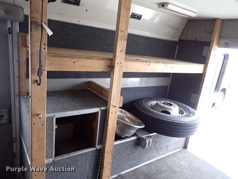 image for item DN2471 2000 Ford F350 Super Duty  ambulance