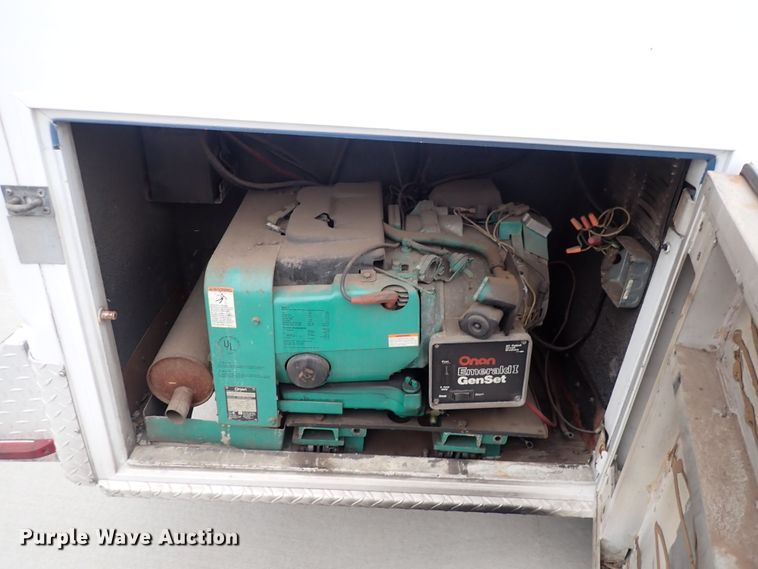 image for item DN2471 2000 Ford F350 Super Duty  ambulance