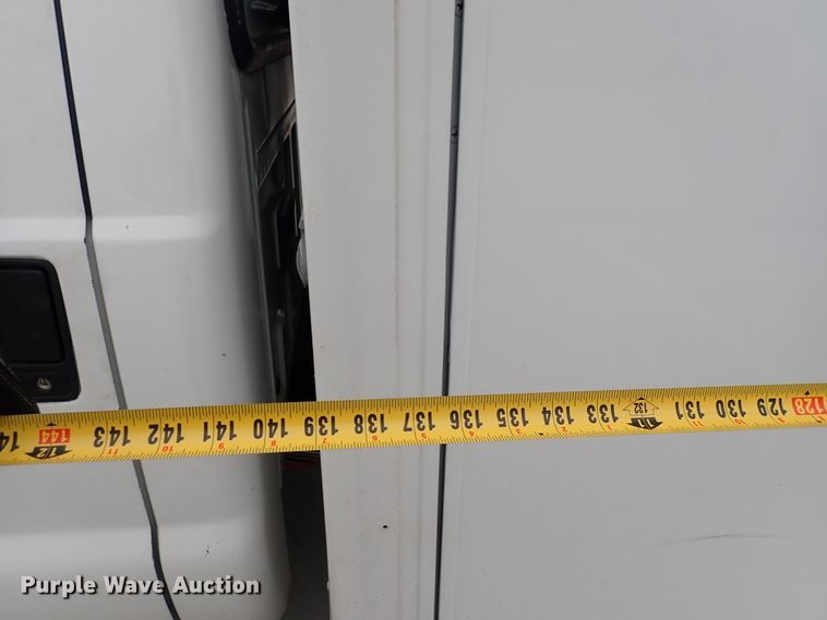 image for item DN2471 2000 Ford F350 Super Duty  ambulance