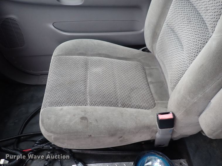 image for item DN2472 2001 Ford F350 Super Duty  ambulance