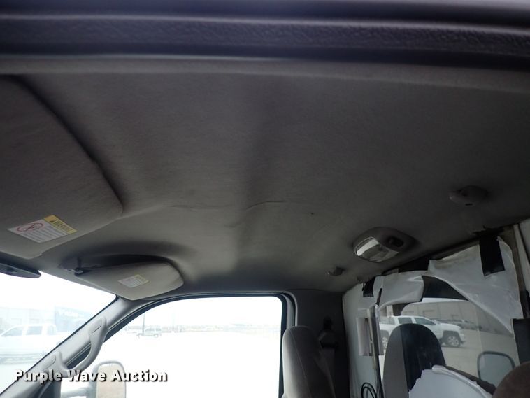 image for item DN2472 2001 Ford F350 Super Duty  ambulance