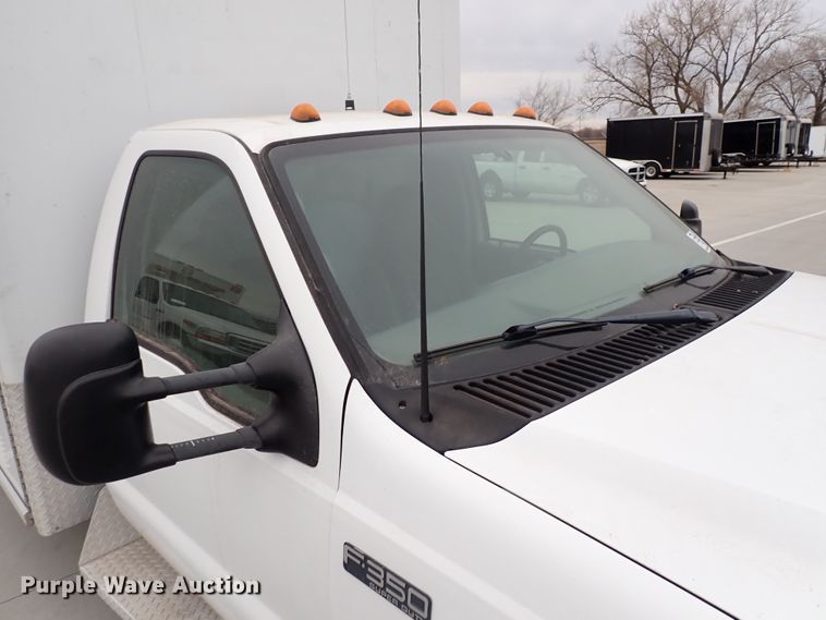 image for item DN2472 2001 Ford F350 Super Duty  ambulance