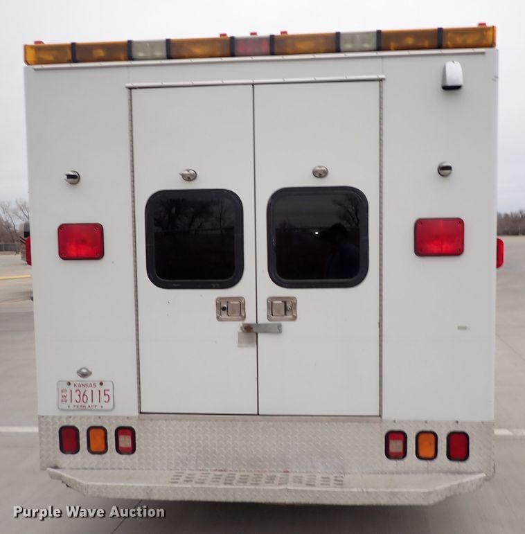 image for item DN2472 2001 Ford F350 Super Duty  ambulance