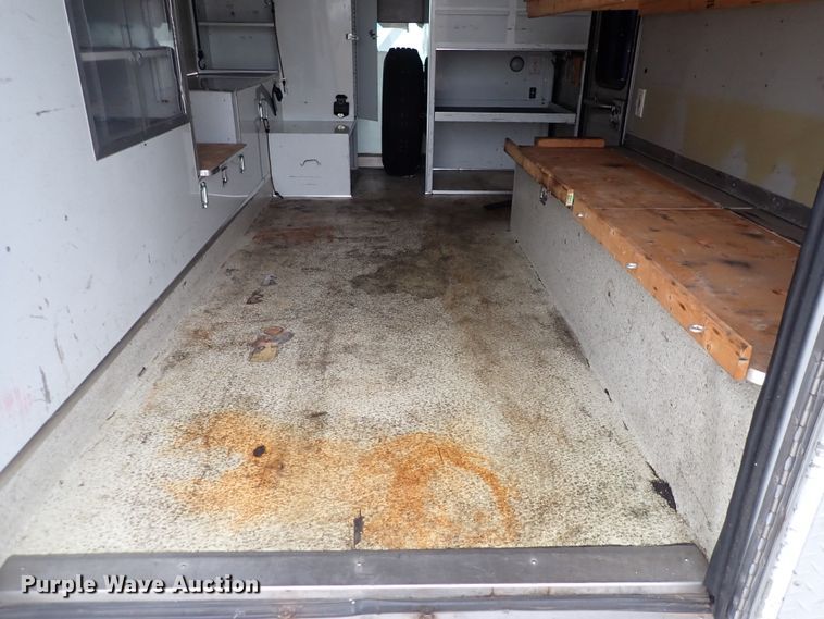 image for item DN2472 2001 Ford F350 Super Duty  ambulance