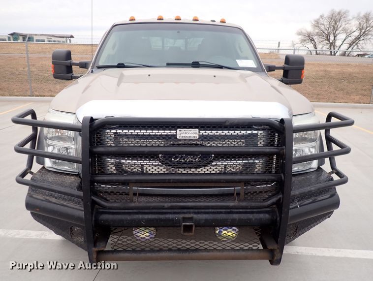 image for item DN2474 2011 Ford F550 Super Duty Lariat  Crew Cab utility / service truck