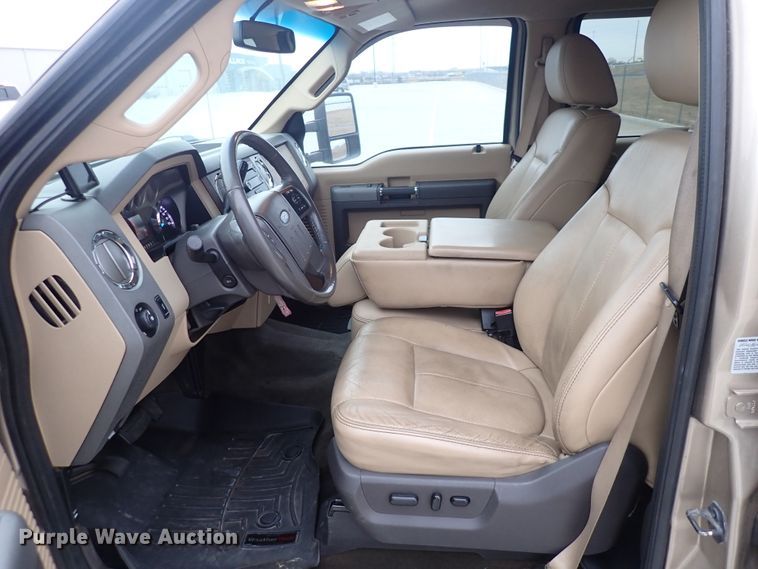 image for item DN2474 2011 Ford F550 Super Duty Lariat  Crew Cab utility / service truck