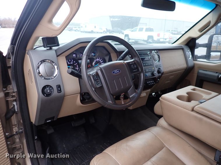 image for item DN2474 2011 Ford F550 Super Duty Lariat  Crew Cab utility / service truck