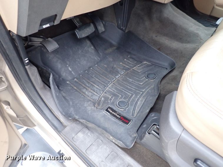 image for item DN2474 2011 Ford F550 Super Duty Lariat  Crew Cab utility / service truck