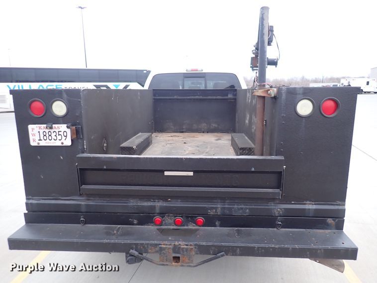 image for item DN2474 2011 Ford F550 Super Duty Lariat  Crew Cab utility / service truck