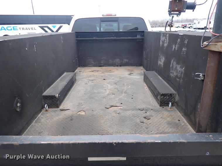 image for item DN2474 2011 Ford F550 Super Duty Lariat  Crew Cab utility / service truck