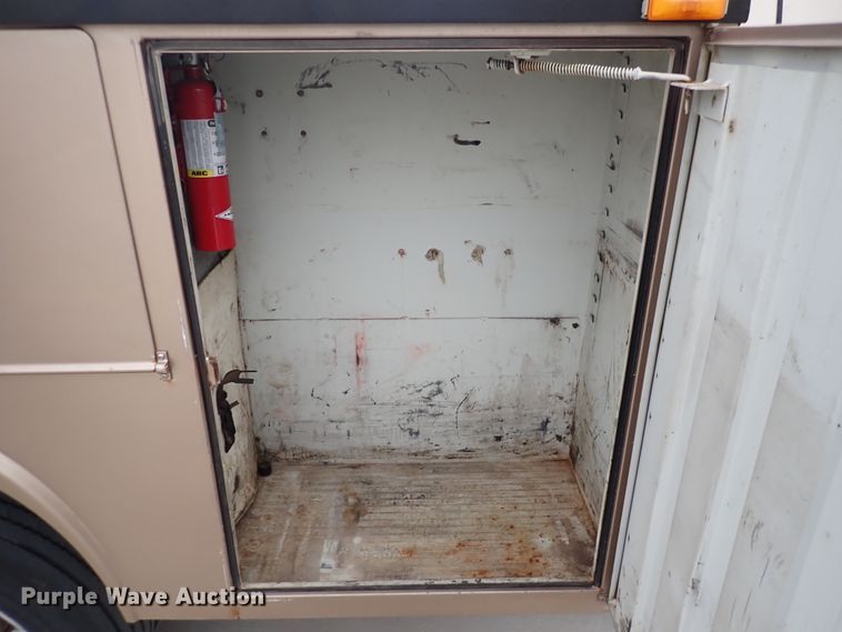 image for item DN2474 2011 Ford F550 Super Duty Lariat  Crew Cab utility / service truck