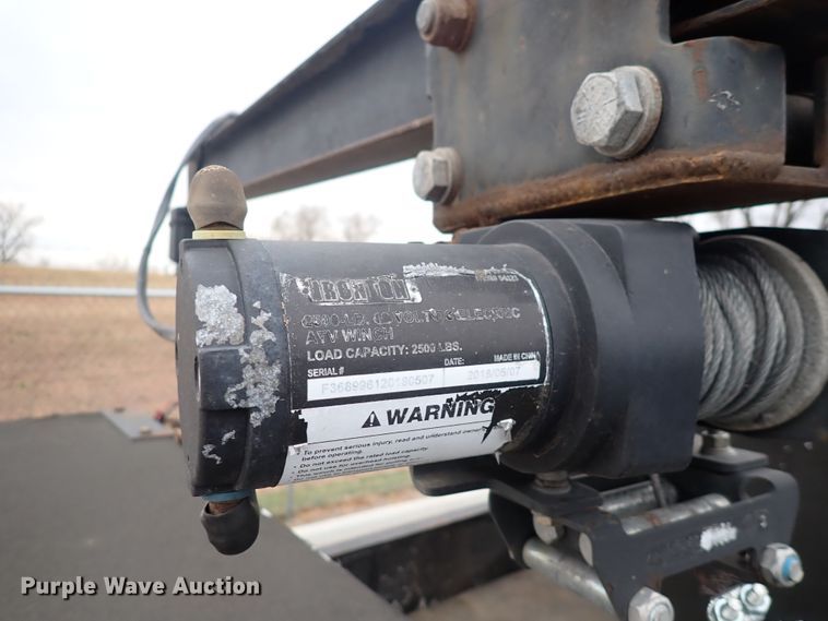 image for item DN2474 2011 Ford F550 Super Duty Lariat  Crew Cab utility / service truck