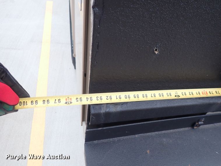 image for item DN2474 2011 Ford F550 Super Duty Lariat  Crew Cab utility / service truck