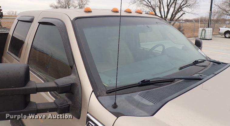 image for item DN2474 2011 Ford F550 Super Duty Lariat  Crew Cab utility / service truck