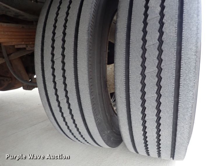 image for item DN2474 2011 Ford F550 Super Duty Lariat  Crew Cab utility / service truck