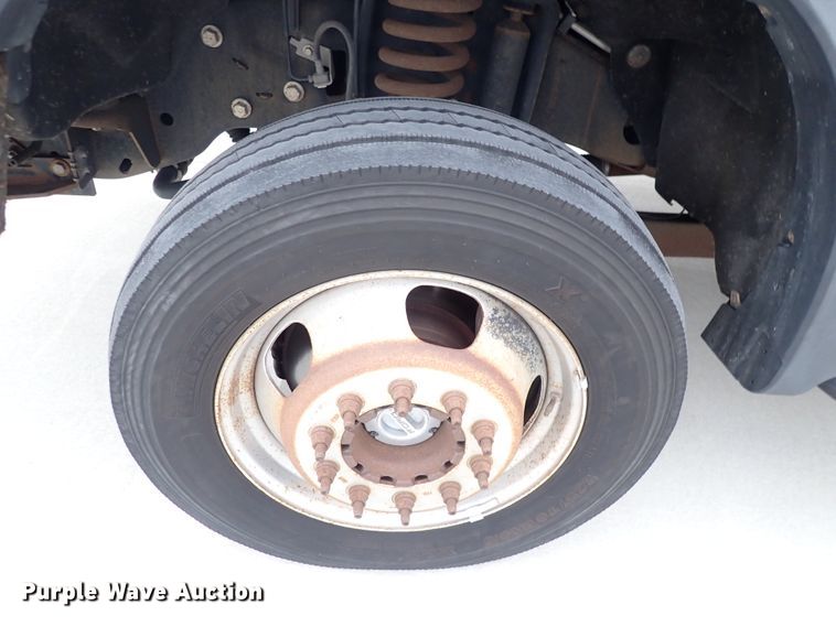 image for item DN2474 2011 Ford F550 Super Duty Lariat  Crew Cab utility / service truck