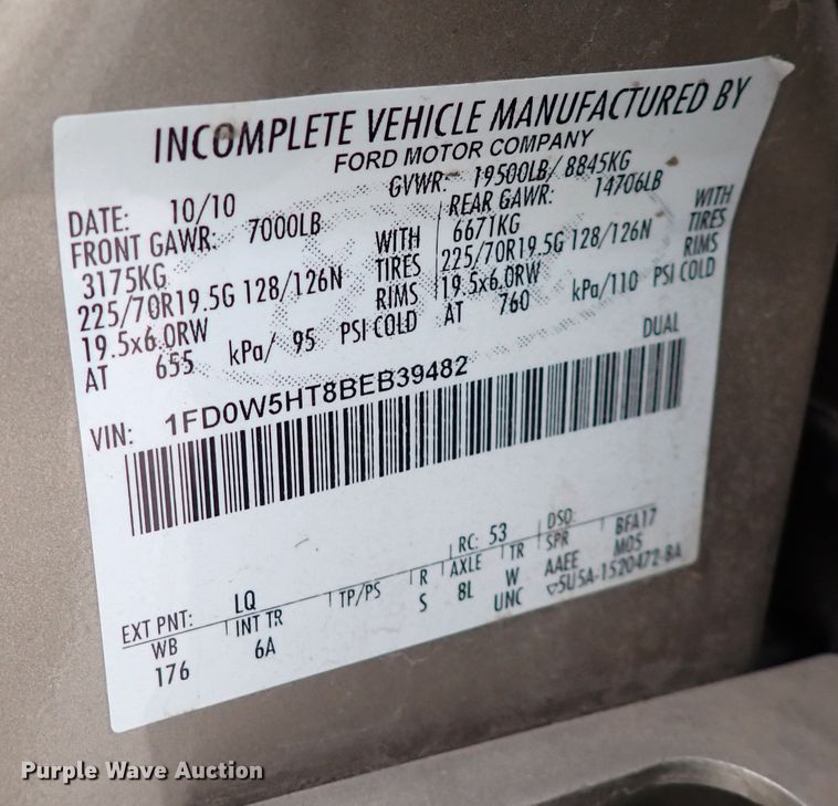 image for item DN2474 2011 Ford F550 Super Duty Lariat  Crew Cab utility / service truck