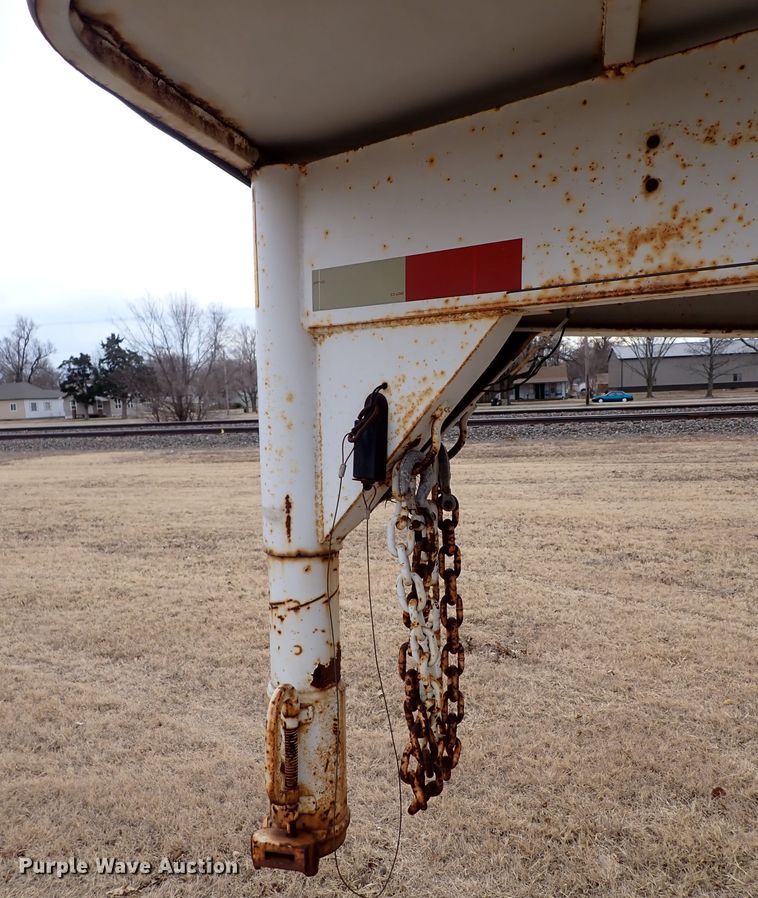 image for item DN2481 1998 Liberty Travalong  enclosed cargo trailer