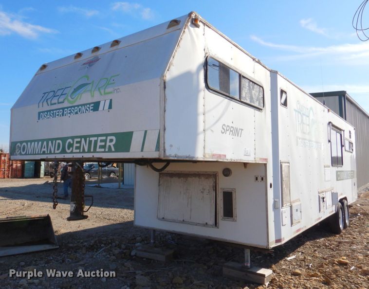 image for item DN2652 2000 Progressive PSG21034  command center trailer