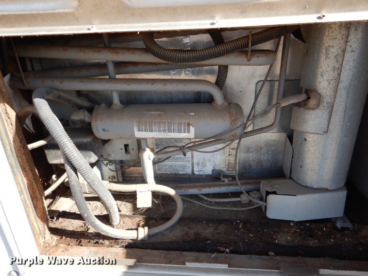 image for item DN2652 2000 Progressive PSG21034  command center trailer