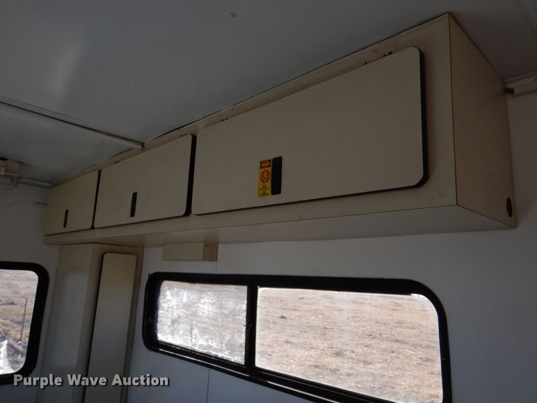 image for item DN2652 2000 Progressive PSG21034  command center trailer