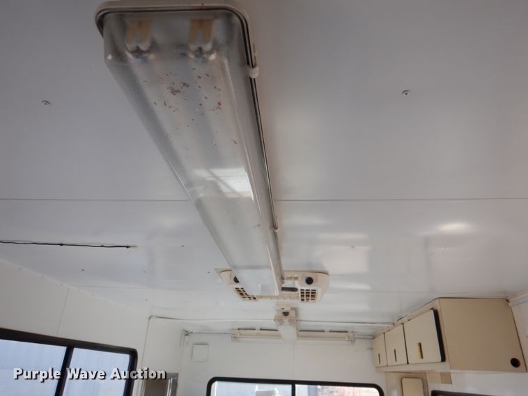 image for item DN2652 2000 Progressive PSG21034  command center trailer