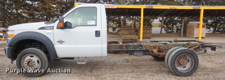 image for item DN2688 2015 Ford F450 Super Duty  truck cab and chassis