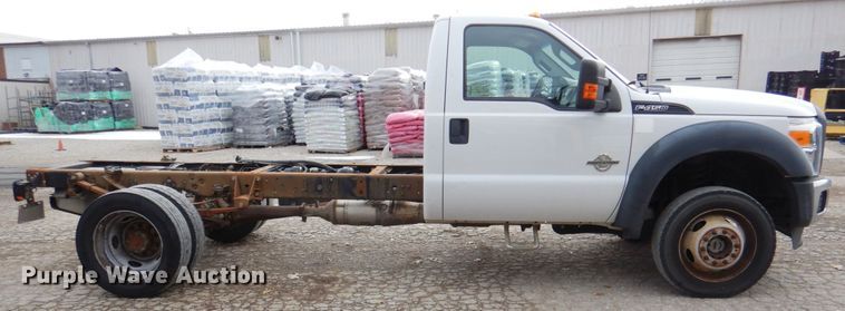 image for item DN2688 2015 Ford F450 Super Duty  truck cab and chassis