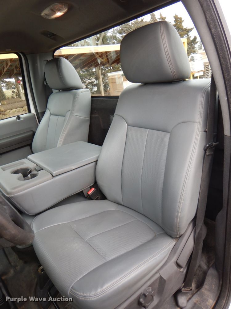 image for item DN2688 2015 Ford F450 Super Duty  truck cab and chassis