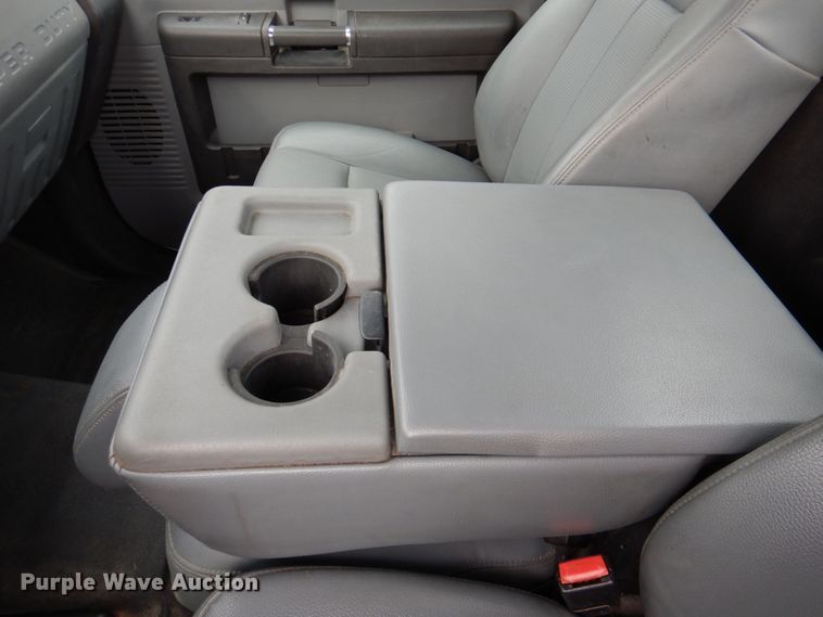 image for item DN2688 2015 Ford F450 Super Duty  truck cab and chassis