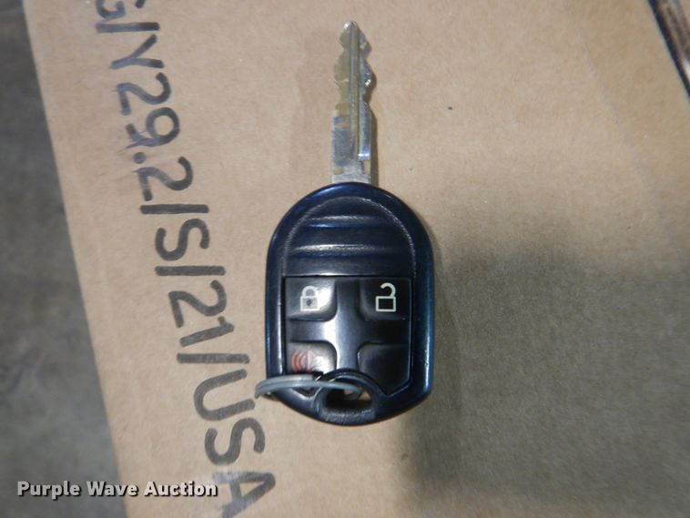 image for item DN2688 2015 Ford F450 Super Duty  truck cab and chassis