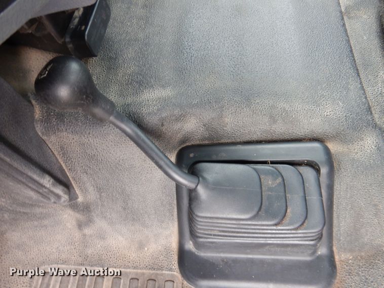 image for item DN2688 2015 Ford F450 Super Duty  truck cab and chassis