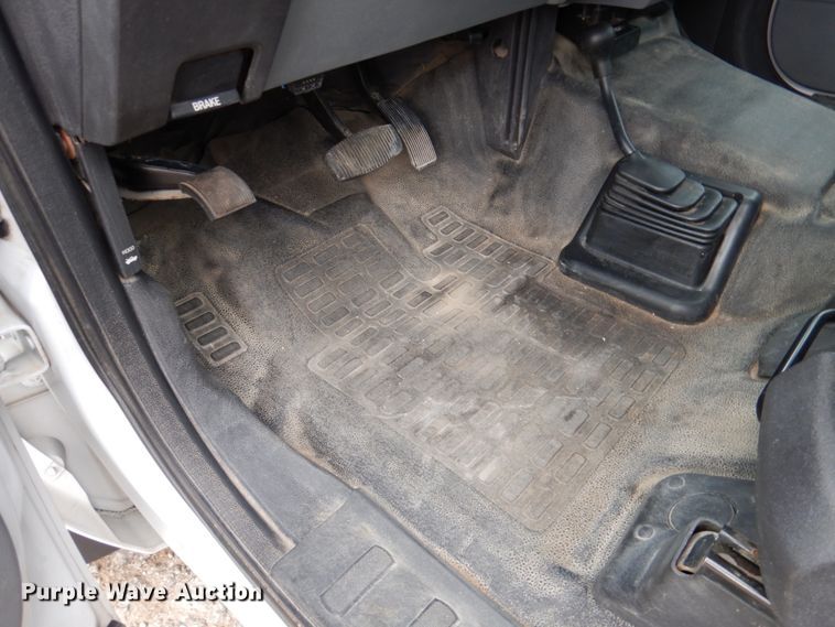 image for item DN2688 2015 Ford F450 Super Duty  truck cab and chassis