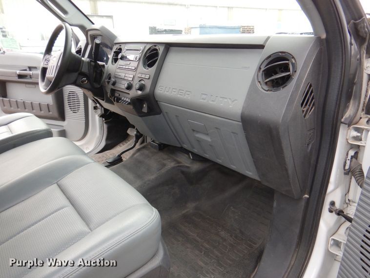 image for item DN2688 2015 Ford F450 Super Duty  truck cab and chassis