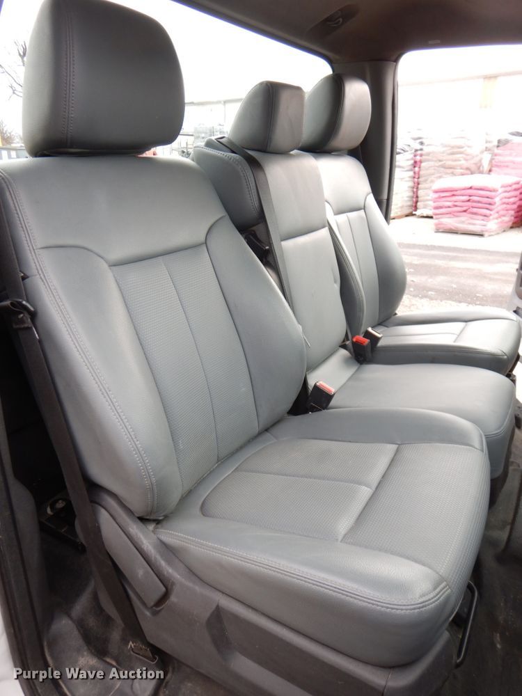 image for item DN2688 2015 Ford F450 Super Duty  truck cab and chassis