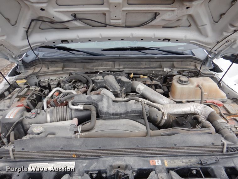 image for item DN2688 2015 Ford F450 Super Duty  truck cab and chassis