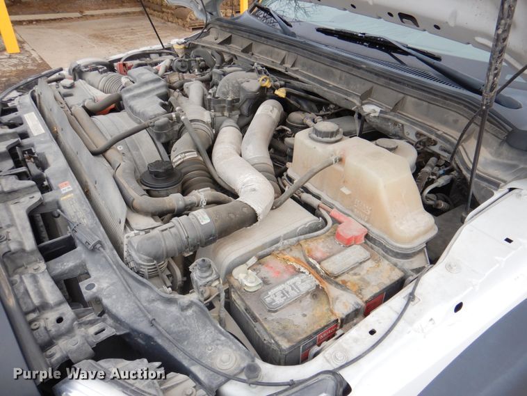 image for item DN2688 2015 Ford F450 Super Duty  truck cab and chassis