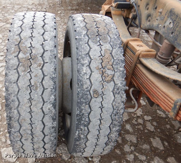 image for item DN2688 2015 Ford F450 Super Duty  truck cab and chassis