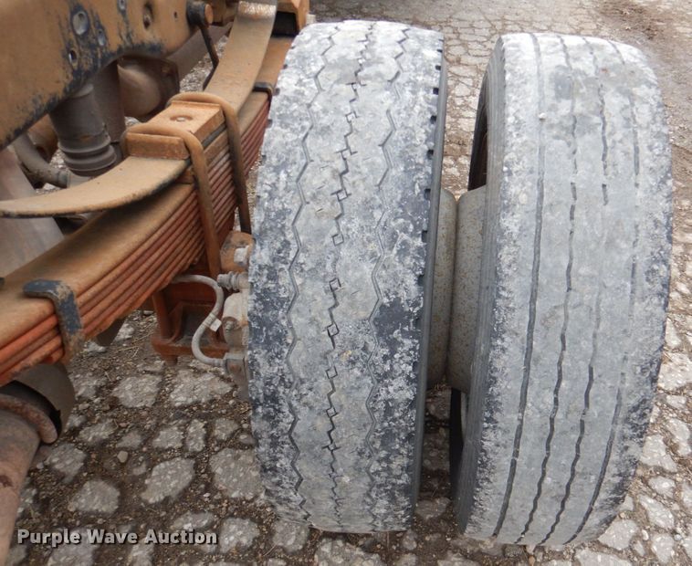 image for item DN2688 2015 Ford F450 Super Duty  truck cab and chassis