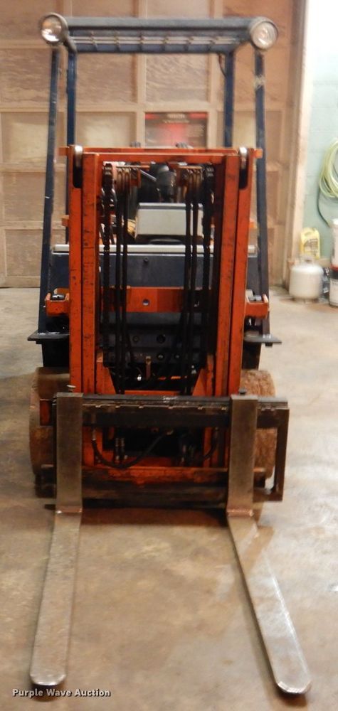 image for item DN2689 Toyota 5FGC25  forklift