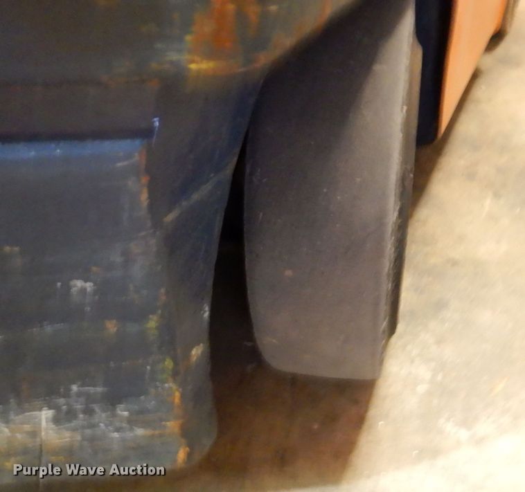 image for item DN2689 Toyota 5FGC25  forklift