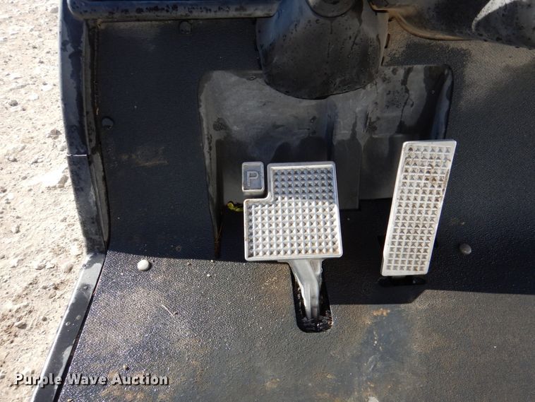 image for item DN2711 2007 Yamaha YDRA  golf cart