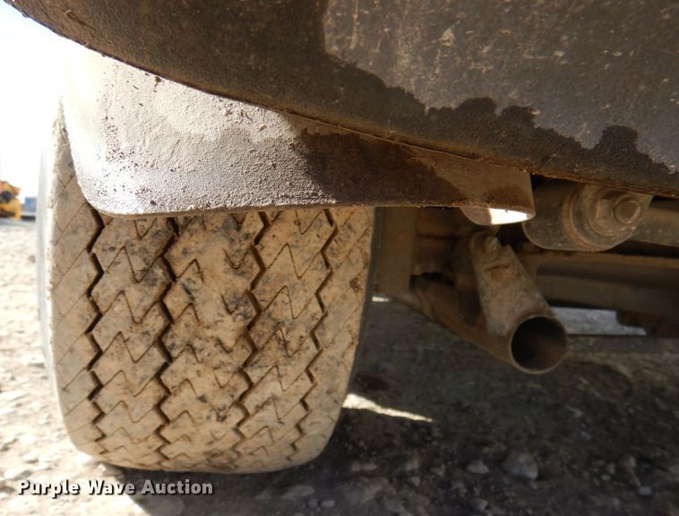 image for item DN2711 2007 Yamaha YDRA  golf cart