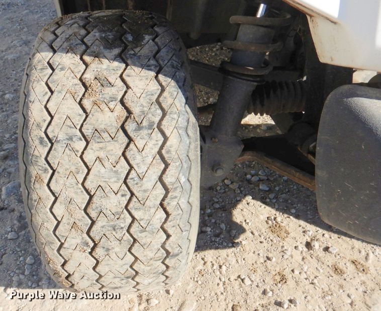 image for item DN2712 2007 Yamaha YDRA  golf cart