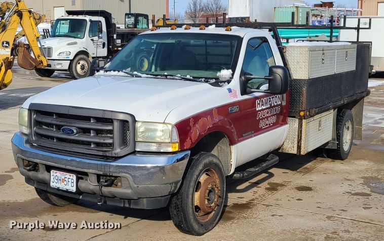 image for item GB9185 2002 Ford F450 Super Duty  flatbed truck